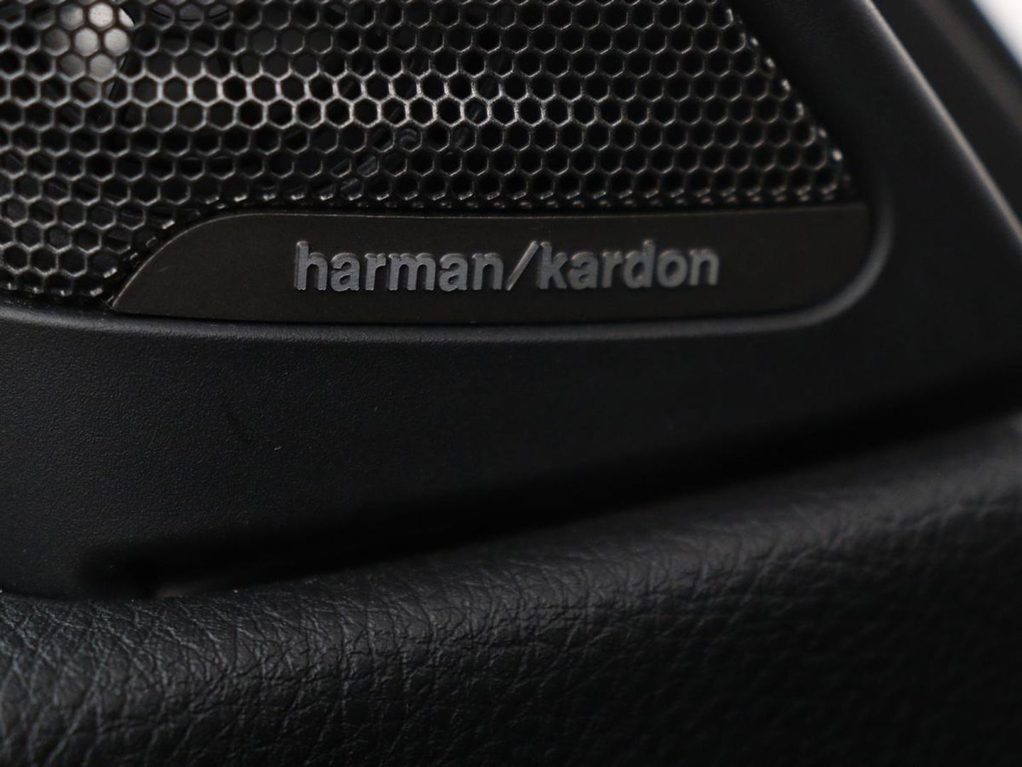 BMW 4 Serie Gran Coupé 420i High Executive | Schuifdak | Harman/Kardon | Stoelverwarming | Leder | Camera | DAB | Xenon | Sportstoelen