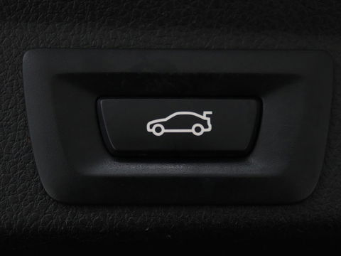 BMW 4 Serie Gran Coupé 420i High Executive | Schuifdak | Harman/Kardon | Stoelverwarming | Leder | Camera | DAB | Xenon | Sportstoelen