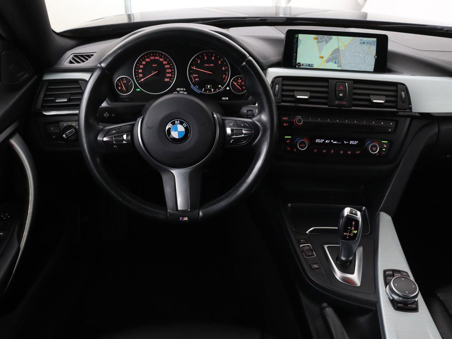 BMW 4 Serie Gran Coupé 420i High Executive | Schuifdak | Harman/Kardon | Stoelverwarming | Leder | Camera | DAB | Xenon | Sportstoelen