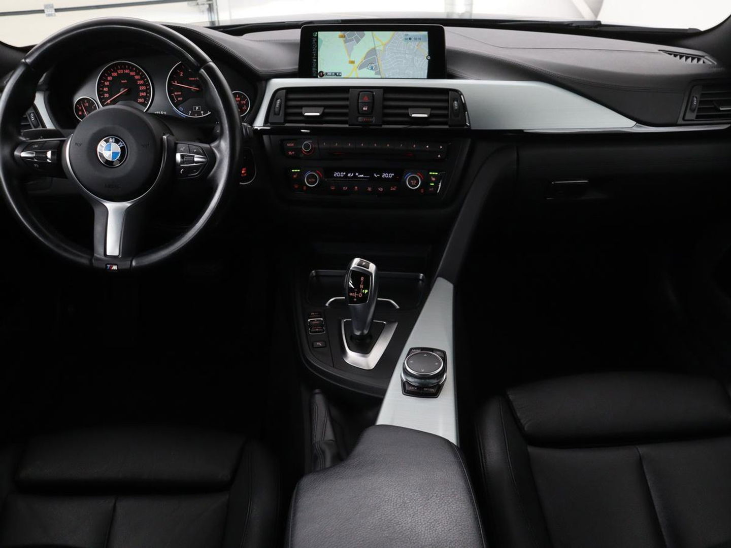 BMW 4 Serie Gran Coupé 420i High Executive | Schuifdak | Harman/Kardon | Stoelverwarming | Leder | Camera | DAB | Xenon | Sportstoelen