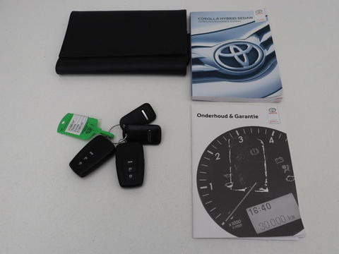 Toyota Corolla 1.8 Hybrid Active | 50.800km NAP | Adaptive cruise | Navigatie | Carplay | Camera | Climate control | DAB | Bluetooth