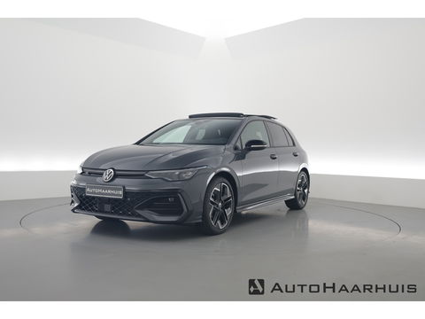 Volkswagen Golf 1.5 eTSI R-Line DSG | MY25 | Pano | HUD | IQ. Light | Stoel- Stuurverw. | Camera | Apple CarPlay |