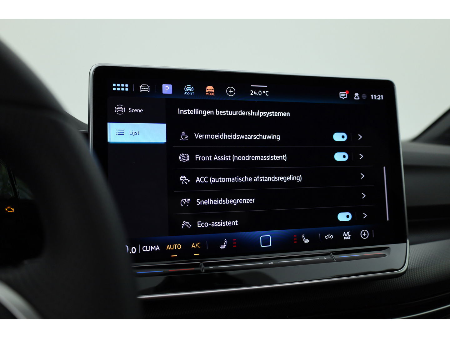 Volkswagen Golf 1.5 eTSI R-Line DSG | MY25 | Pano | HUD | IQ. Light | Stoel- Stuurverw. | Camera | Apple CarPlay |