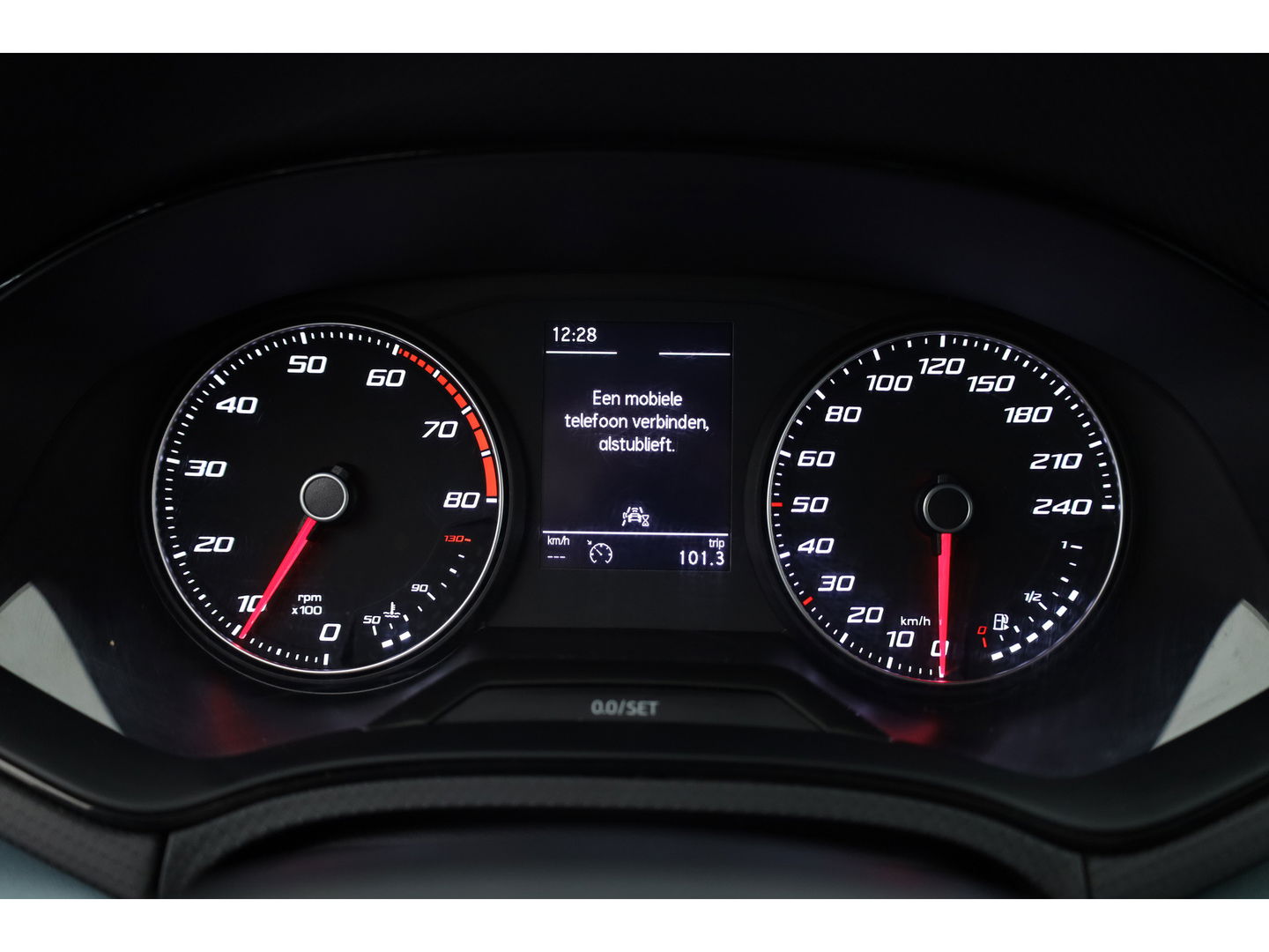 SEAT Arona 1.0 TSI Xperience | Navi by App | Keyless | Stoelverw. | PDC A | Clima