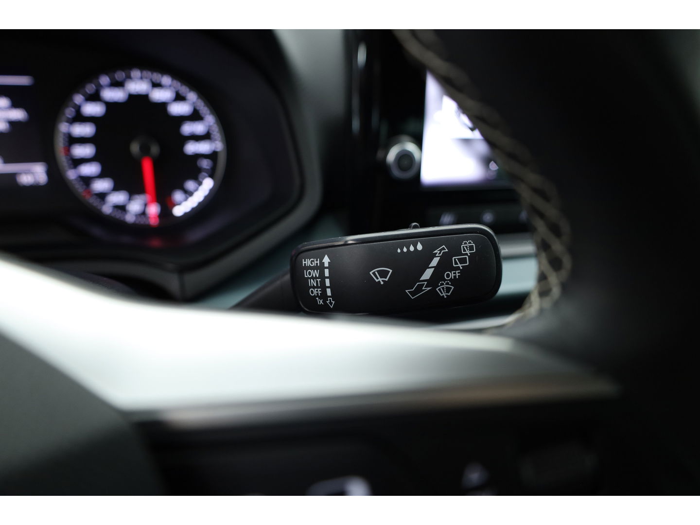 SEAT Arona 1.0 TSI Xperience | Navi by App | Keyless | Stoelverw. | PDC A | Clima
