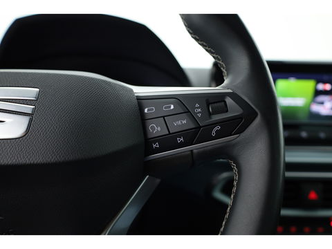 SEAT Arona 1.0 TSI Xperience | Navi by App | Keyless | Stoelverw. | PDC A | Clima
