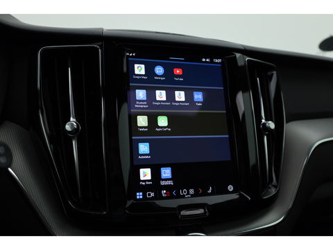 Volvo XC60 T8 Recharge R-Design | Facelift | Luchtvering | Head-up | Trekhaak | 360 Camera | H&K Audio | Standkachel |