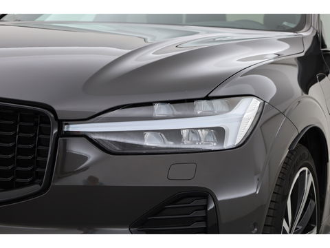 Volvo XC60 T8 Recharge R-Design | Facelift | Luchtvering | Head-up | Trekhaak | 360 Camera | H&K Audio | Standkachel |