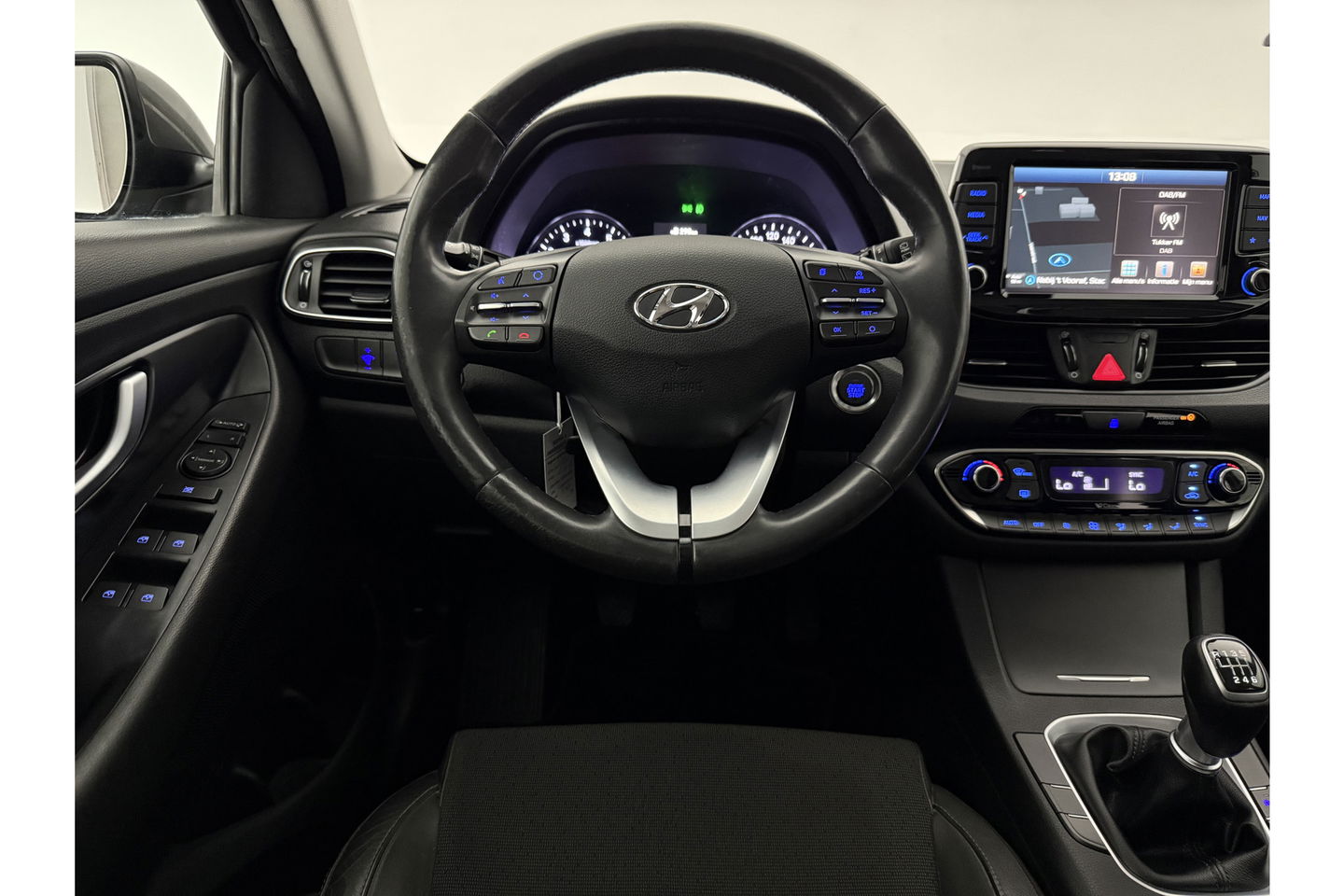 Hyundai i30 1.4 T-GDI Premium 140PK Camera Carplay LED Clima Cruise Navi PDC 16''LMV