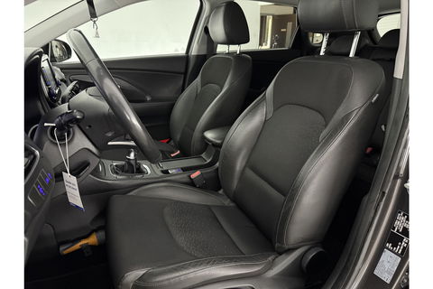 Hyundai i30 1.4 T-GDI Premium 140PK Camera Carplay LED Clima Cruise Navi PDC 16''LMV