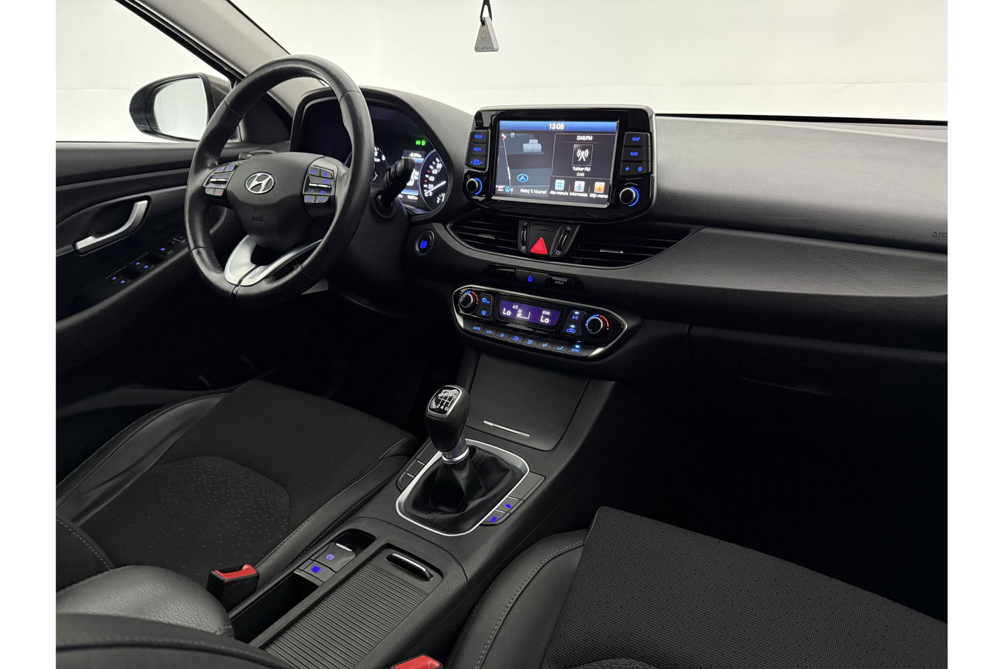 Hyundai i30 1.4 T-GDI Premium 140PK Camera Carplay LED Clima Cruise Navi PDC 16''LMV