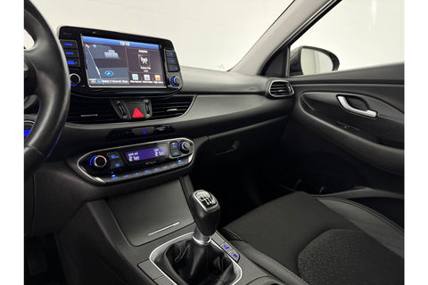 Hyundai i30 1.4 T-GDI Premium 140PK Camera Carplay LED Clima Cruise Navi PDC 16''LMV