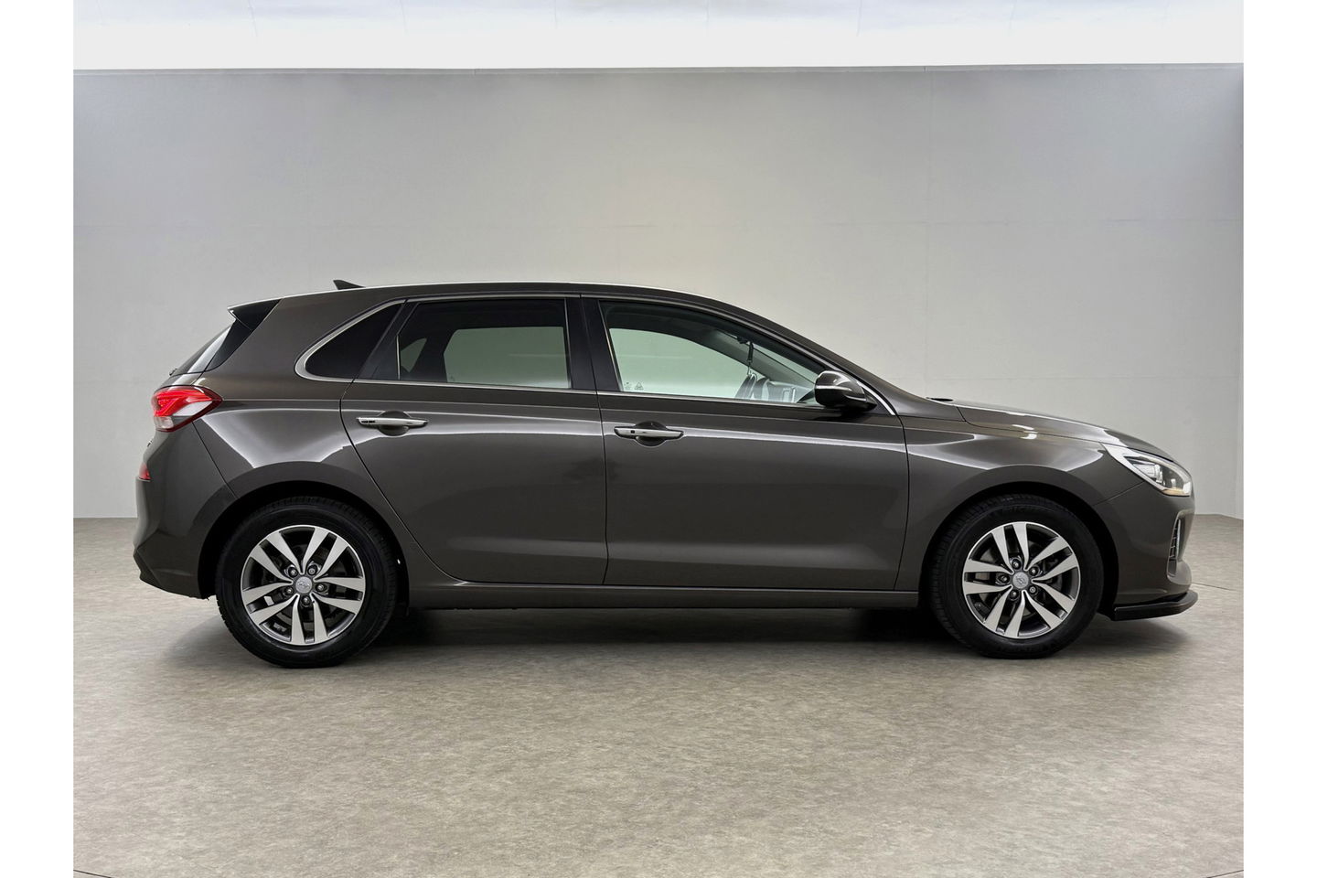 Hyundai i30 1.4 T-GDI Premium 140PK Camera Carplay LED Clima Cruise Navi PDC 16''LMV