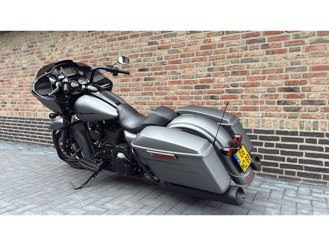 Harley Davidson 103 FLTRXS Road Glide Special Roadglide blackout
