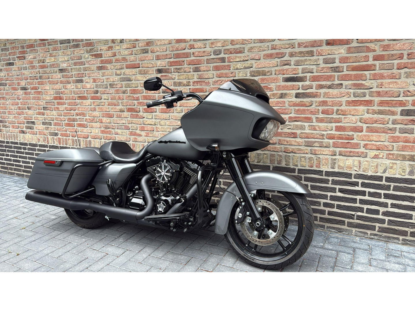 Harley Davidson 103 FLTRXS Road Glide Special Roadglide blackout