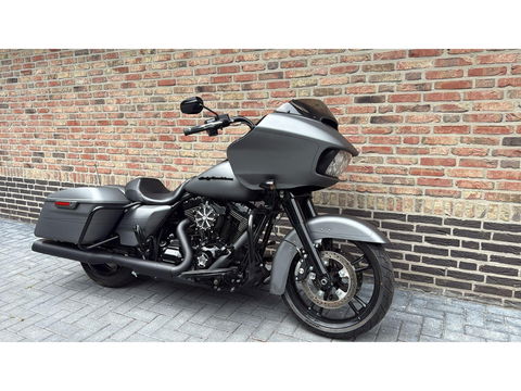 Harley Davidson 103 FLTRXS Road Glide Special Roadglide blackout