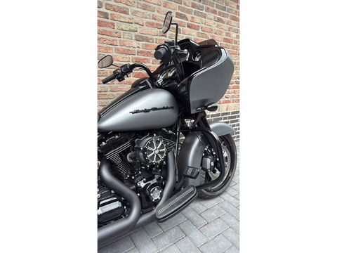Harley Davidson 103 FLTRXS Road Glide Special Roadglide blackout