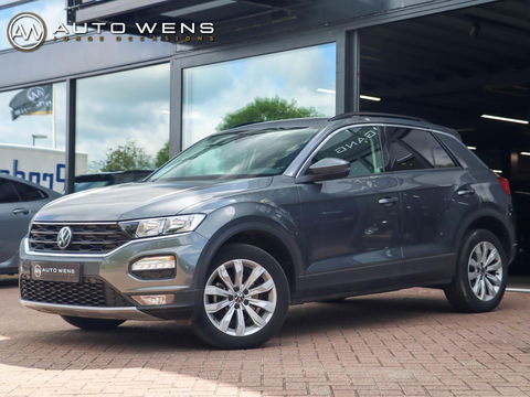 Volkswagen T-Roc 1.5 TSI Style 150PK DSG | 17'' | Camera | Navigatie | Adaptive Cruise