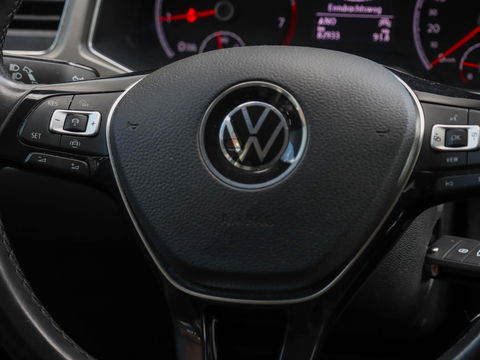 Volkswagen T-Roc 1.5 TSI Style 150PK DSG | 17'' | Camera | Navigatie | Adaptive Cruise