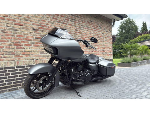 Harley Davidson 103 FLTRXS Road Glide Special Roadglide blackout