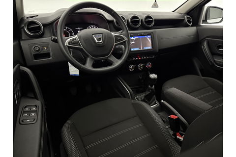 Dacia Duster 1.2 TCe Prestige Trekhaak LED Airco Cruise Camera Navi PDC 17"LMV