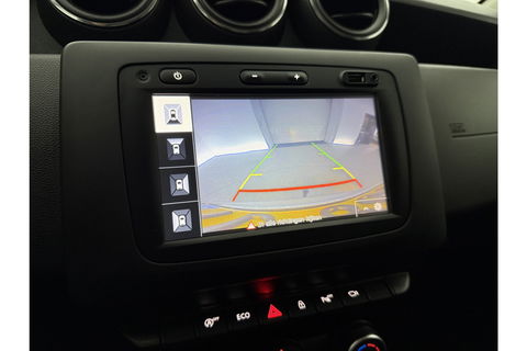 Dacia Duster 1.2 TCe Prestige Trekhaak LED Airco Cruise Camera Navi PDC 17"LMV
