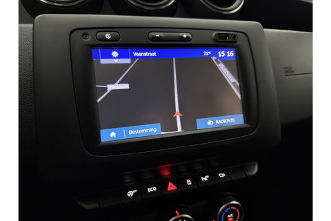 Dacia Duster 1.2 TCe Prestige Trekhaak LED Airco Cruise Camera Navi PDC 17"LMV