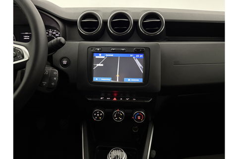 Dacia Duster 1.2 TCe Prestige Trekhaak LED Airco Cruise Camera Navi PDC 17"LMV