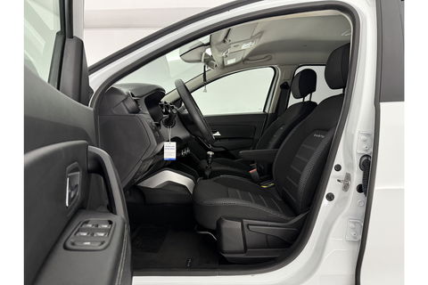 Dacia Duster 1.2 TCe Prestige Trekhaak LED Airco Cruise Camera Navi PDC 17"LMV