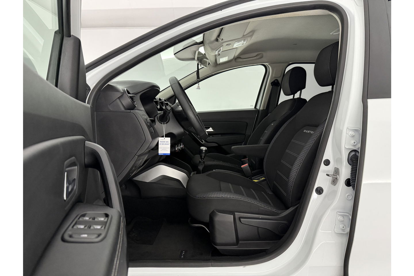 Dacia Duster 1.2 TCe Prestige Trekhaak LED Airco Cruise Camera Navi PDC 17"LMV