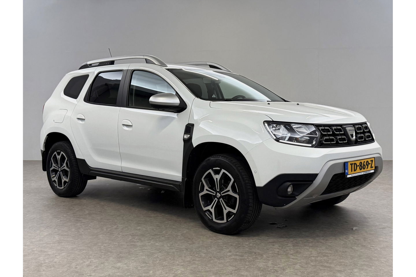 Dacia Duster 1.2 TCe Prestige Trekhaak LED Airco Cruise Camera Navi PDC 17"LMV