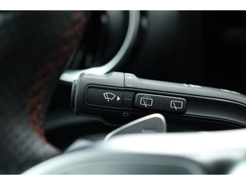 Mercedes-Benz A-Klasse 180 Business Solution AMG | Navi | Apple CarPlay | Stoelverw. | Park assist | 18'' |