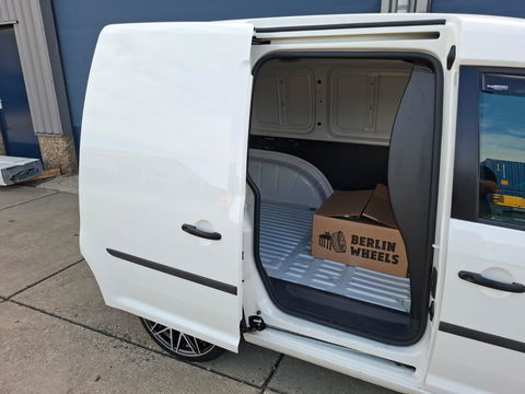 Volkswagen Caddy 2.0 TDI L1H1 BMT Exclusive Edition VERLAAGD / AIRCO / CRUISE CONTROLE / EURO 6 / NAVI