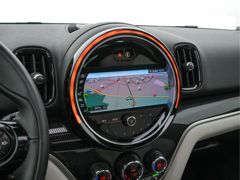 MINI Countryman 1.5 Cooper Business-Edition Outdoor-Pack Aut. *PANO | LUXURY-LEATHER | FULL-LED | HARMAN/KARDON-AUDIO | HEATED-SPORTSEATS | CAMERA | KEYLESS | DIGI-COCKPIT | NAVI-FULLMAP | ECC | PDC | CRUISE | 19"ALU*