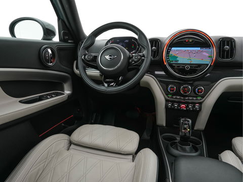 MINI Countryman 1.5 Cooper Business-Edition Outdoor-Pack Aut. *PANO | LUXURY-LEATHER | FULL-LED | HARMAN/KARDON-AUDIO | HEATED-SPORTSEATS | CAMERA | KEYLESS | DIGI-COCKPIT | NAVI-FULLMAP | ECC | PDC | CRUISE | 19"ALU*