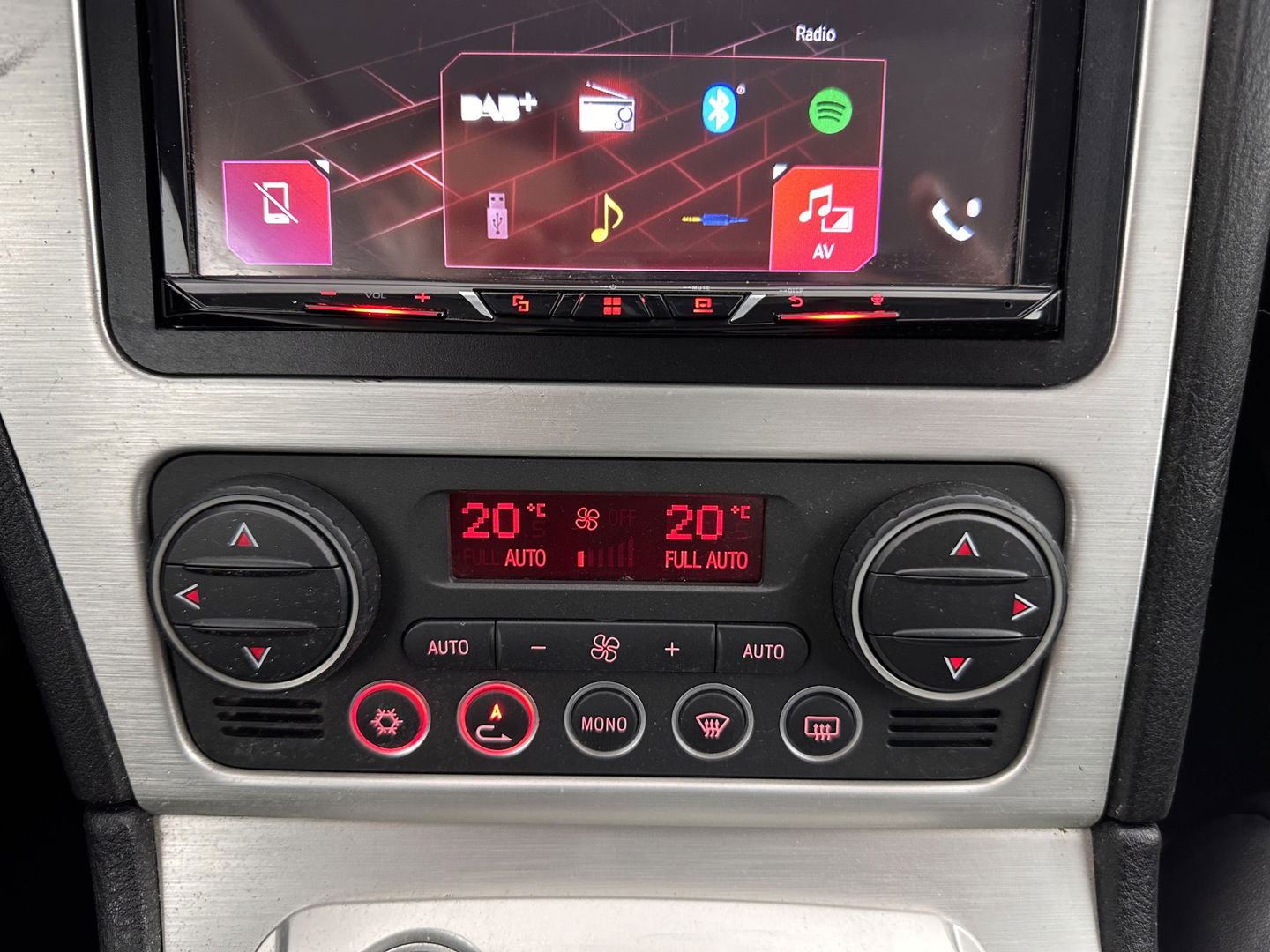 Alfa Romeo Brera 2.2 JTS Selespeed SkyWindow Aut.*PANO | LUXURY-LEATHER | HEATED-SPORTSEATS | ECC | SHIFT-PADDLES | PDC | CRUISE | 19''ALU*
