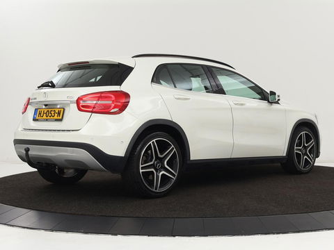 Mercedes-Benz GLA 180 CDI Lease Edition | Camera | Half leder | Trekhaak | Navigatie | Xenon | Cruise control | Bluetooth | Park Assist | Airco | Bluetooth