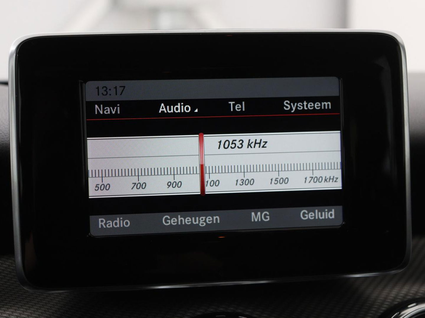 Mercedes-Benz GLA 180 CDI Lease Edition | Camera | Half leder | Trekhaak | Navigatie | Xenon | Cruise control | Bluetooth | Park Assist | Airco | Bluetooth