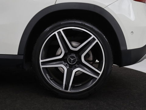 Mercedes-Benz GLA 180 CDI Lease Edition | Camera | Half leder | Trekhaak | Navigatie | Xenon | Cruise control | Bluetooth | Park Assist | Airco | Bluetooth