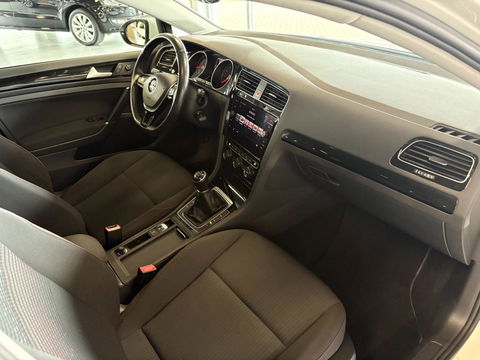Volkswagen Golf 1.0 TSI Comfortline , Sound !!
