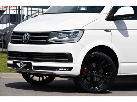 Volkswagen Transporter 2.0 TDI L2H1 DC Highline Adaptieve Cruise, Camera, Carplay, NAVI, Automaat, Trekhaak, LED, 150pk, Uniek!
