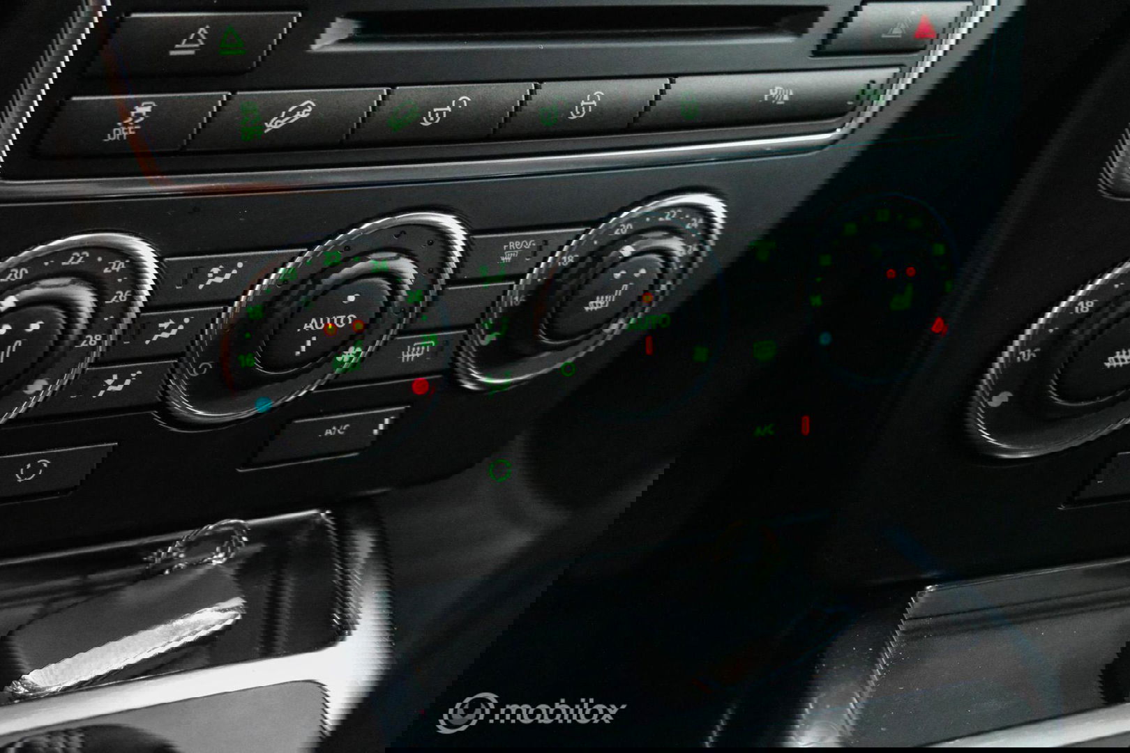 Land Rover Freelander Si4 SE |240 pk | 4X4 | Trekhaak | Camera | LED | NL auto NAP |