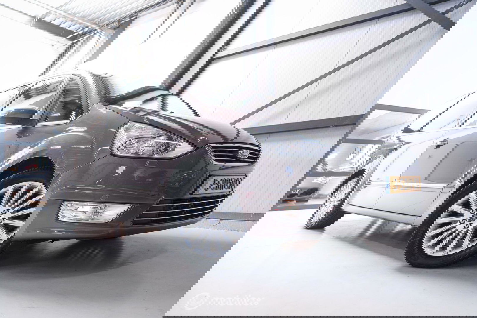 Ford Galaxy 1.6 SCTi Platinum | 7 persoons | Panorama | trekhaak | alcantara | Navigatie | NL auto NAP |
