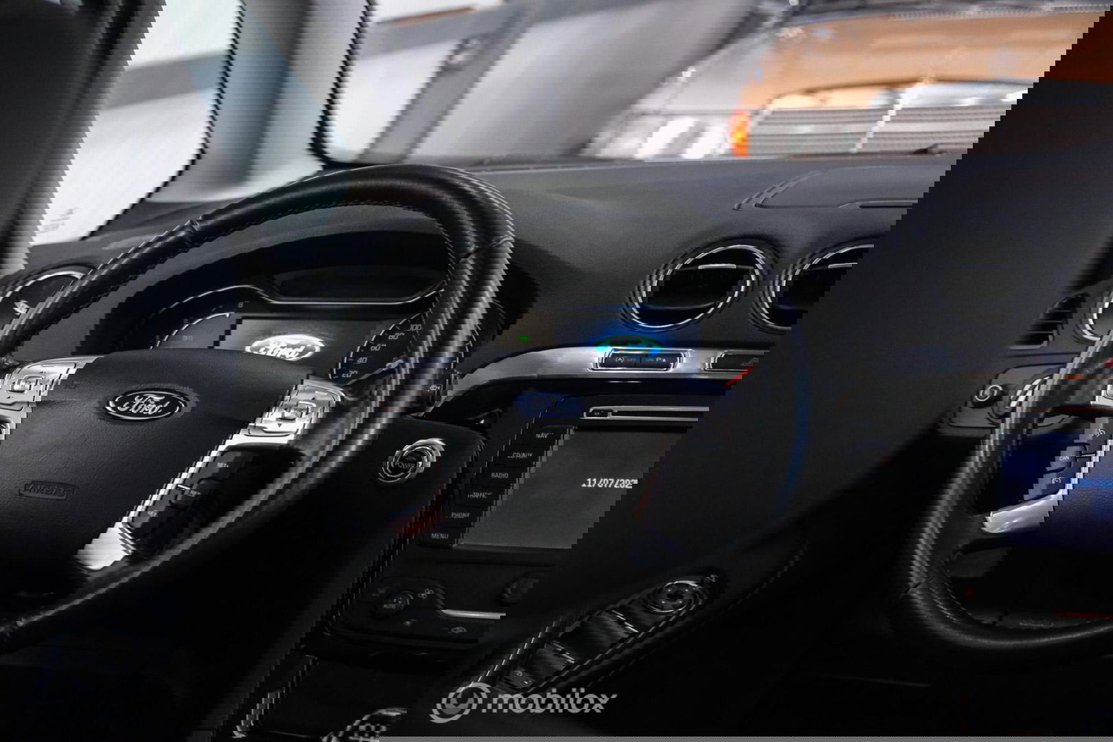 Ford Galaxy 1.6 SCTi Platinum | 7 persoons | Panorama | trekhaak | alcantara | Navigatie | NL auto NAP |