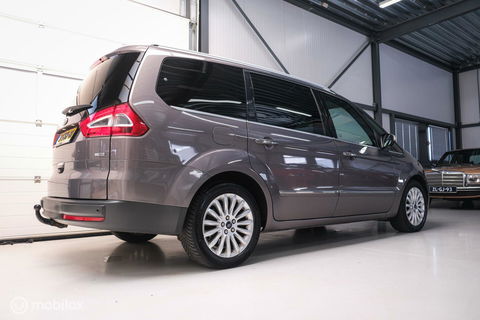 Ford Galaxy 1.6 SCTi Platinum | 7 persoons | Panorama | trekhaak | alcantara | Navigatie | NL auto NAP |