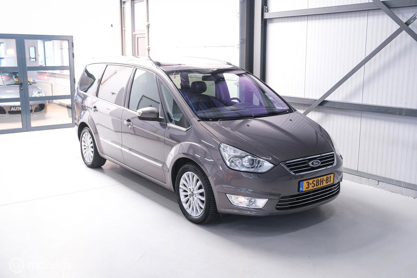 Ford Galaxy 1.6 SCTi Platinum | 7 persoons | Panorama | trekhaak | alcantara | Navigatie | NL auto NAP |