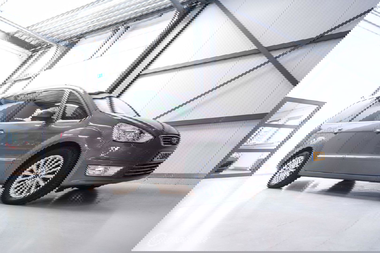 Ford Galaxy 1.6 SCTi Platinum | 7 persoons | Panorama | trekhaak | alcantara | Navigatie | NL auto NAP |