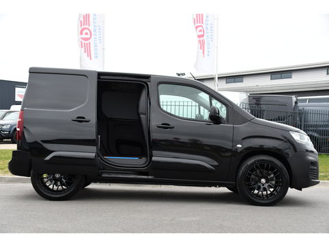 Fiat E-Doblò 136 L1 50 kWh Black Edition Cruise, Sensoren, Clima, Carplay, 136PK, Uniek!