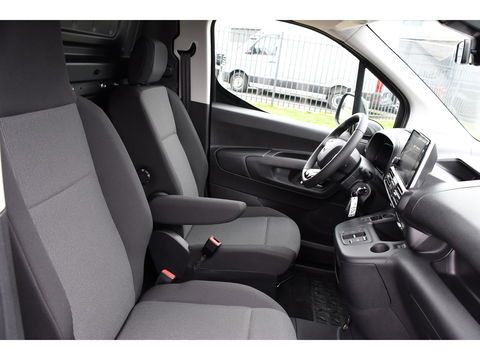 Fiat E-Doblò 136 L1 50 kWh Black Edition Cruise, Sensoren, Clima, Carplay, 136PK, Uniek!