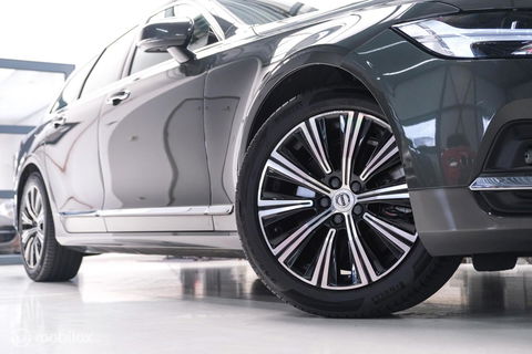 Volvo V90 2.0 B4 Business Pro | Massage | Trekhaak | Stoelkoeling | Pine grey | NL auto NAP | Camera | Leder | LED | Rijklaar |